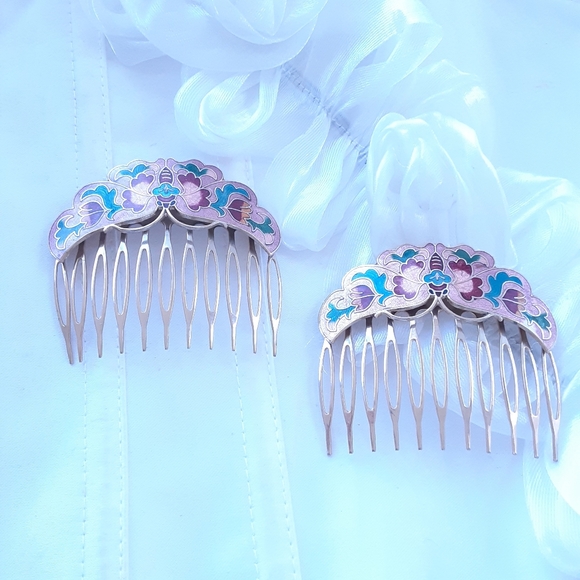 Clissone Floral Enamel Hair Comb Set - Picture 6 of 7
